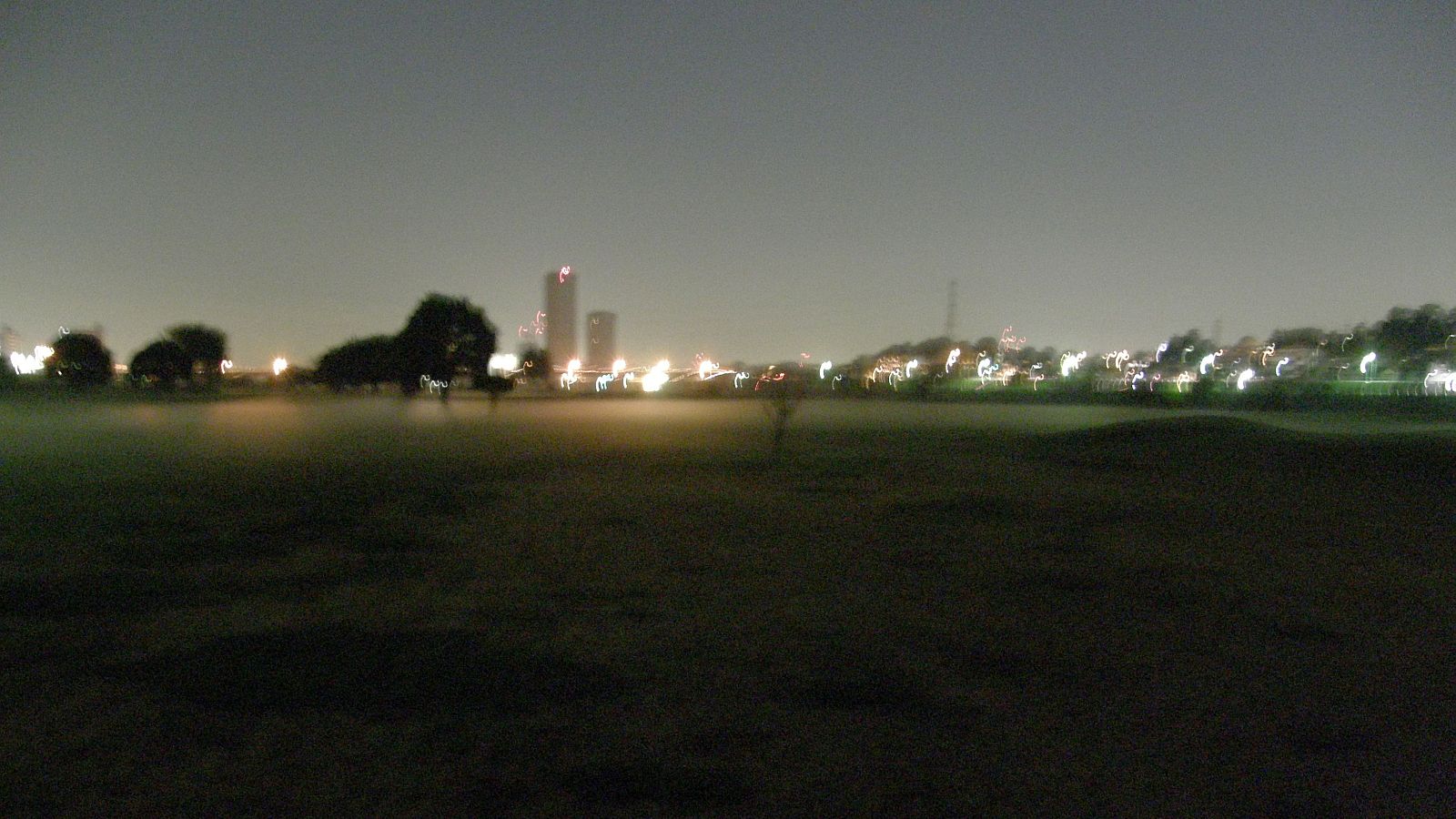 幽玄にはほど遠い