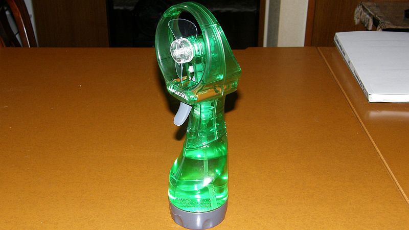 ブルーは売切れ